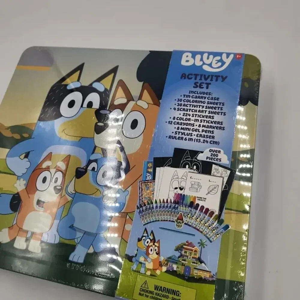 Bluey Deluxe Activity Art Set with Metal Carrying Case, for kids over 200 pieces